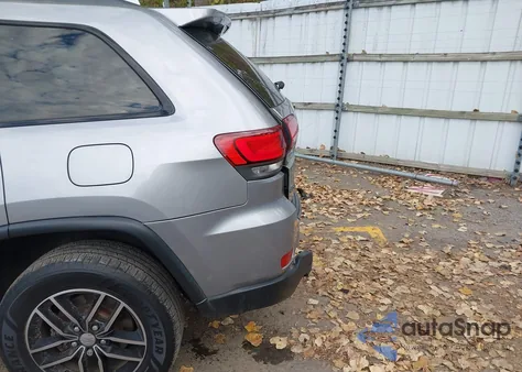 2017 Jeep Grand Cherokee Trailhawk z USA, uszkodzony, nr VIN 1C4RJFLG1HC733460